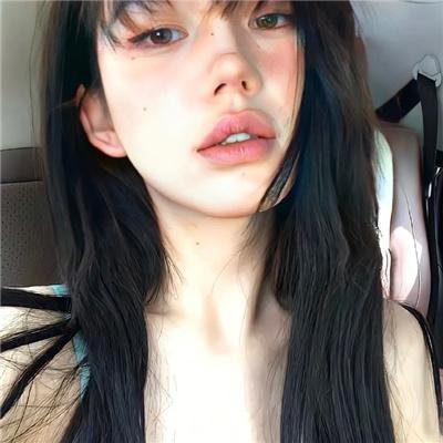 天空中的露西